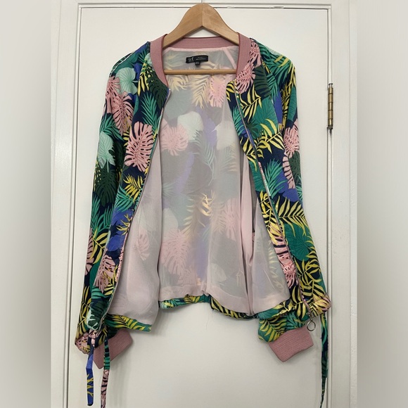 Zara TRF Collection - Satin bomber jacket - Picture 3 of 6